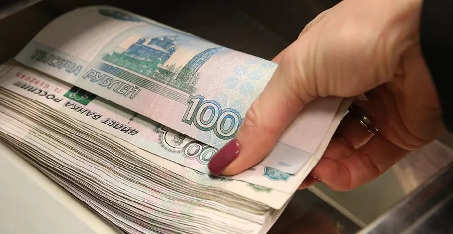 Средний чек по потребительским кредитам вырос почти до 300000 рублей